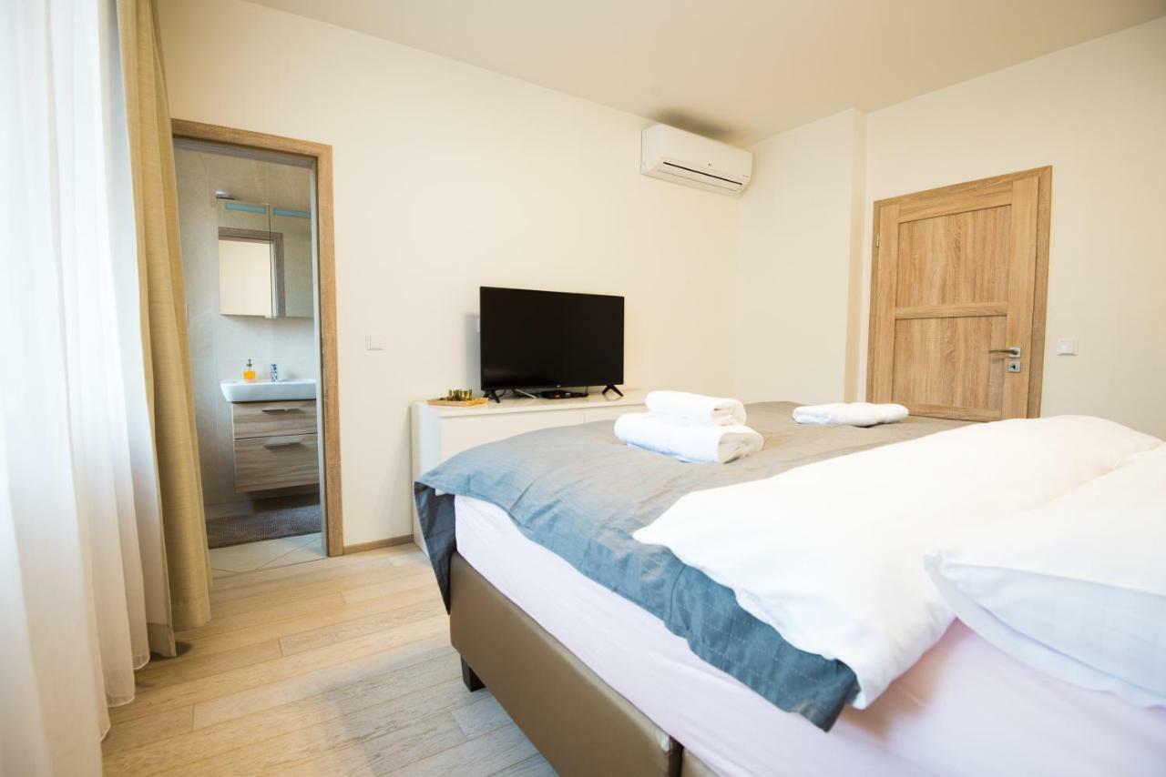 Spa Apartments Bulharska Карловы Вары Экстерьер фото